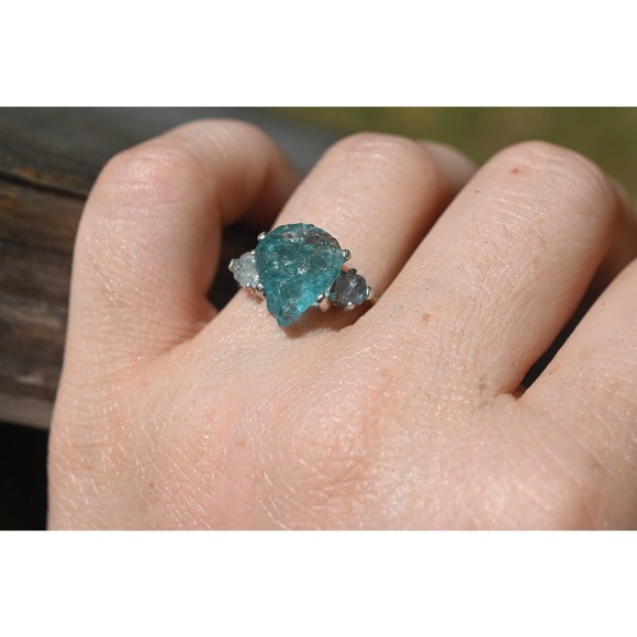 Raw aquamarine ring, crystal ring, three stone ring, natural gemstone je… - Picture 2 of 5